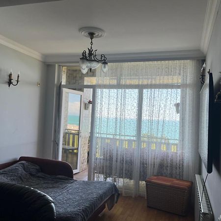 באטומי Apartment Rustaveli 57 מראה חיצוני תמונה
