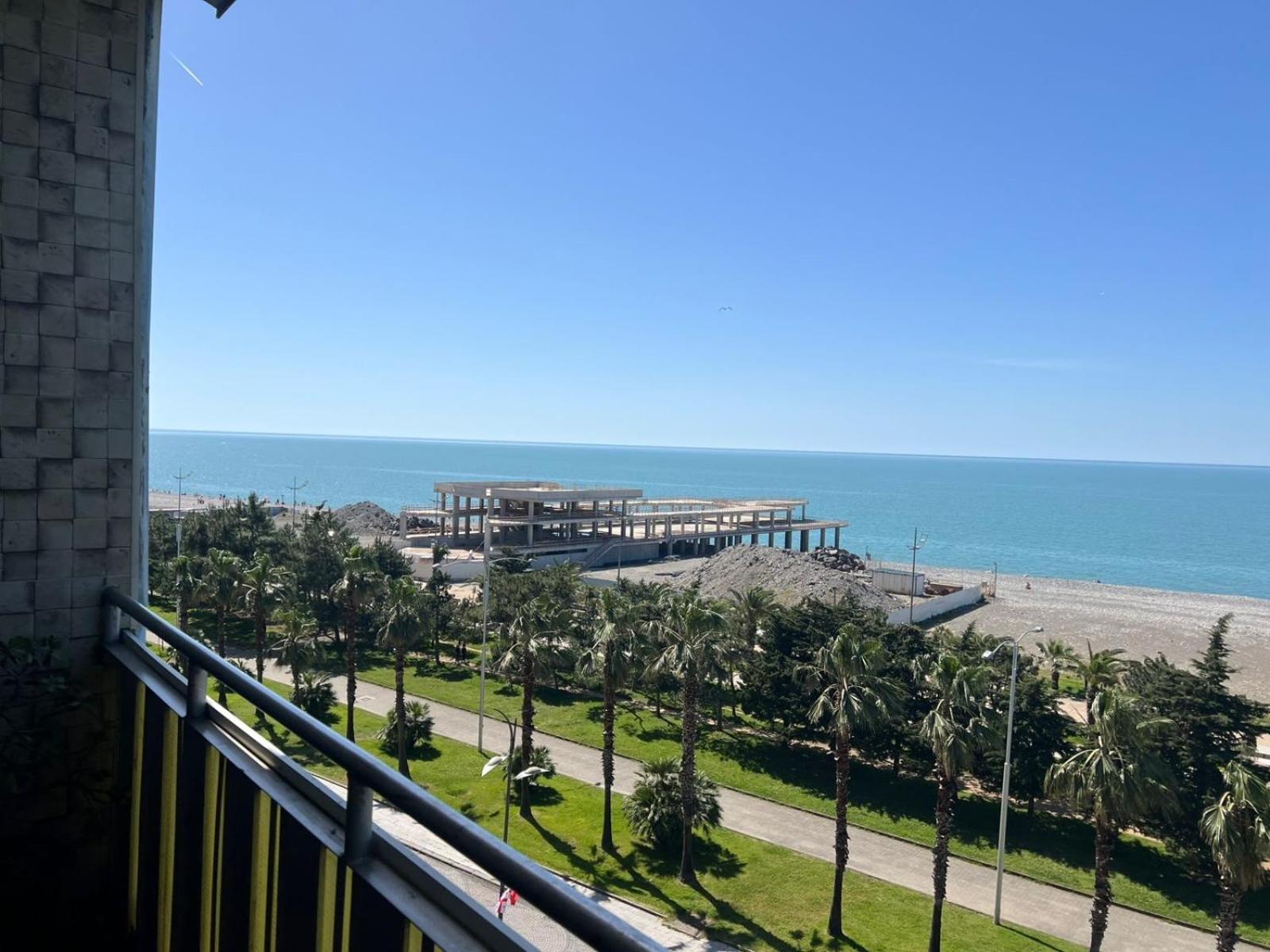 באטומי Apartment Rustaveli 57 מראה חיצוני תמונה