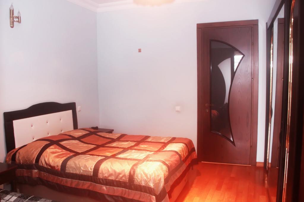 באטומי Apartment Rustaveli 57 מראה חיצוני תמונה